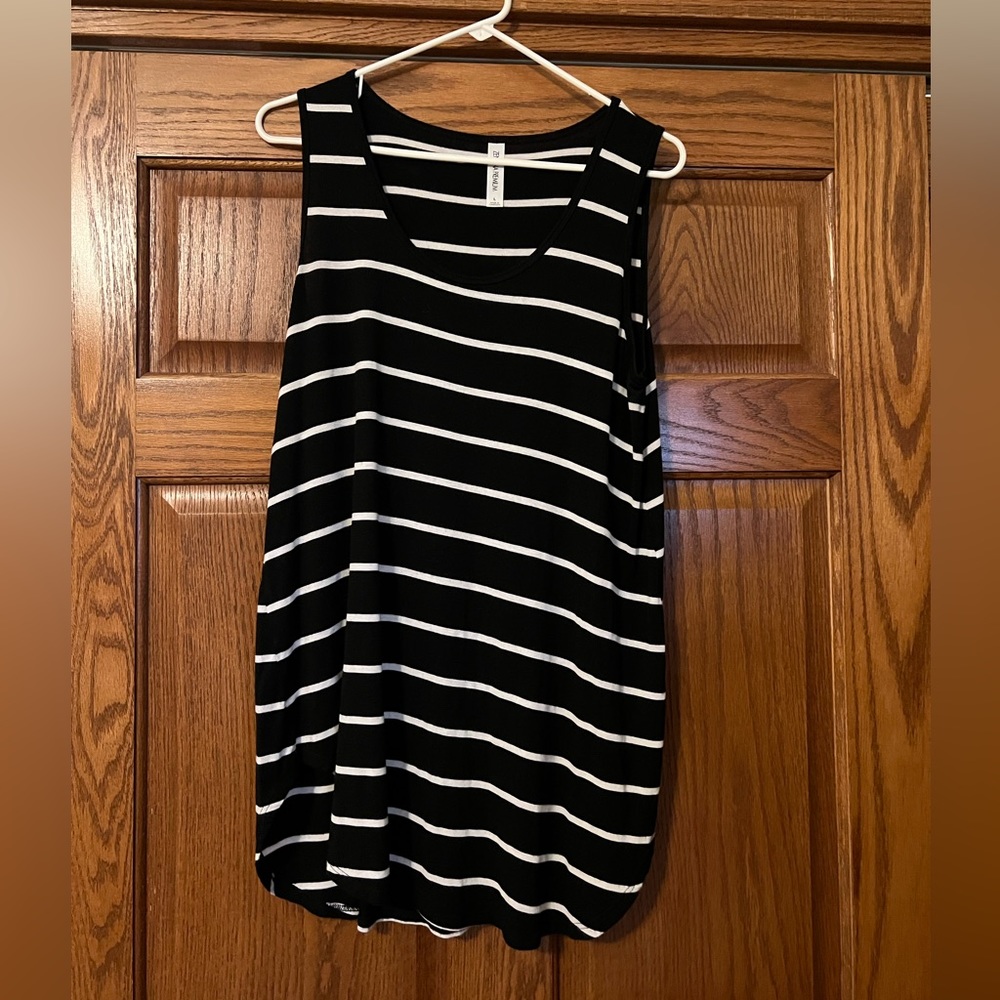 Black and white tank top